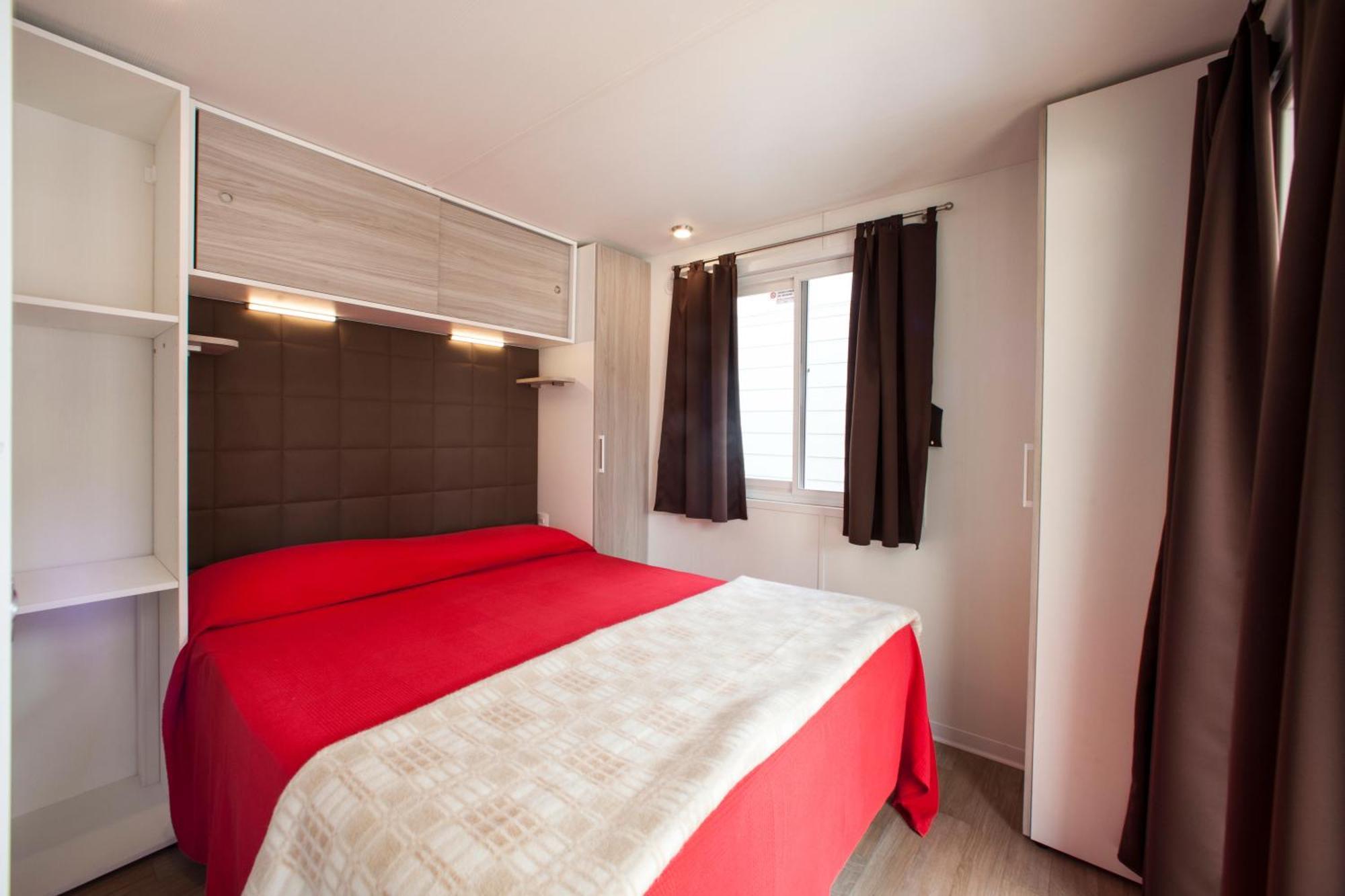 Camping Bergamini Peschiera del Garda Habitación foto